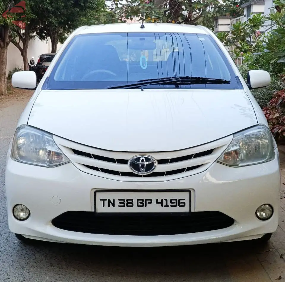 Toyota Etios Liva GD Diesel (2012)