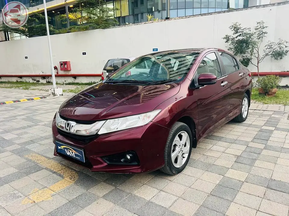 2016 Honda City VX CVT – Automatic, Second Owner, Brand New Condition