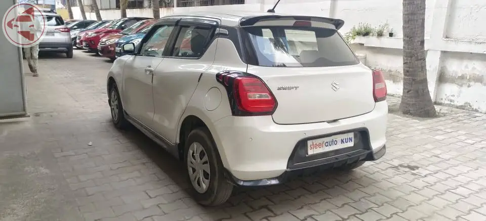 Maruti Swift VXI (2021)