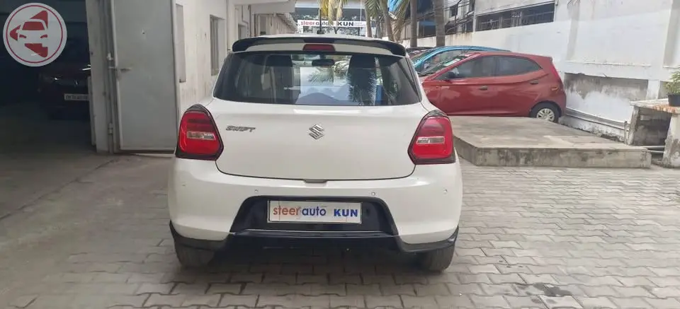 Maruti Swift VXI (2021)