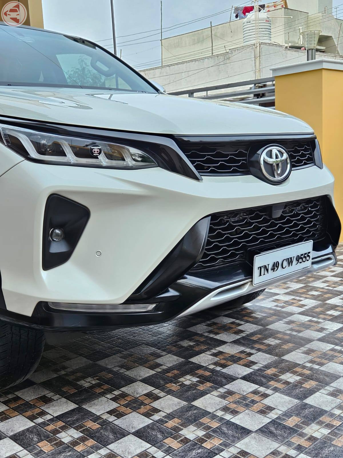 Toyota Fortuner Legender 4×2 Automatic 2021 – Loaded with Features, Single Owner