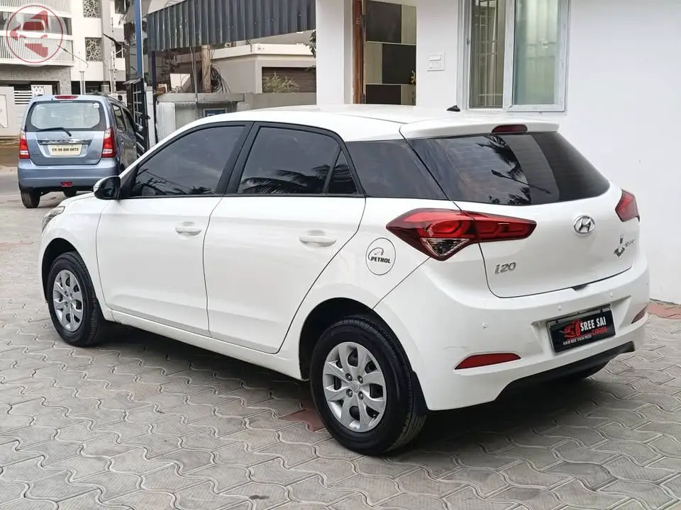 Hyundai i20 Sportz Petrol 2017 – Well-Maintained, Single Owner, Coimbatore Registration