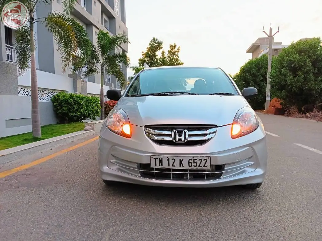 For Sale: Petrol Honda Amaze EMT 2015 Model