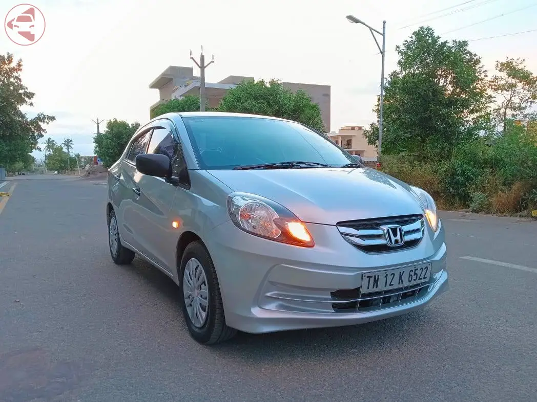 For Sale: Petrol Honda Amaze EMT 2015 Model