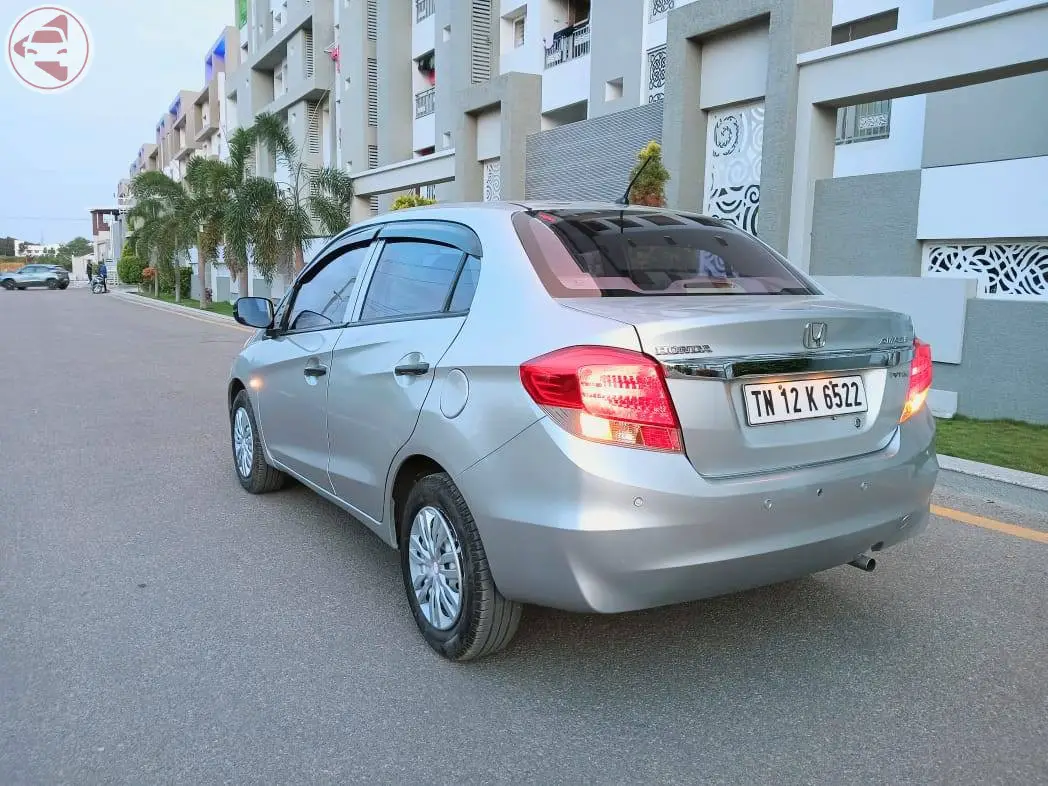 For Sale: Petrol Honda Amaze EMT 2015 Model