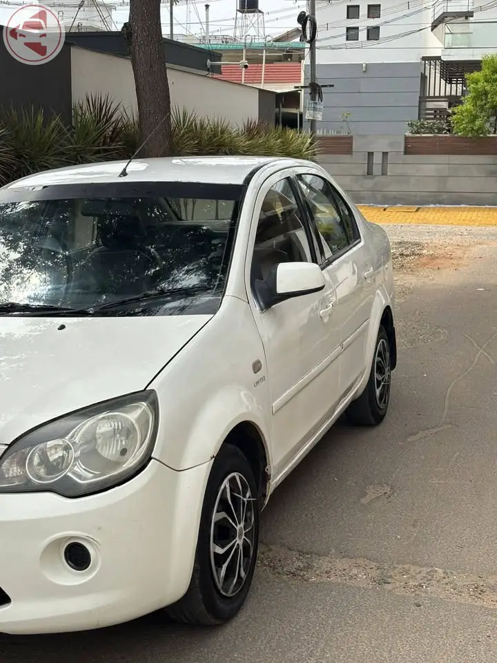 Ford Fiesta 2011 – Titanium Top-End Model, 83,000km – Excellent Condition, Tiruppur