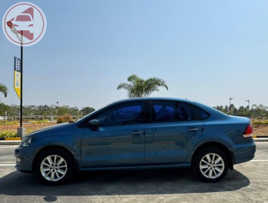 2017 Volkswagen Vento Diesel Highline | Co. Service Record | 1.3L Km | 2nd Owner | ₹5.5 Lakhs 🔥 Coi