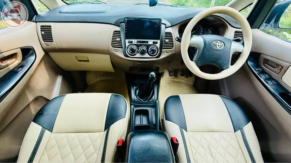 2015 Toyota Innova GX | Second Owner | ₹10.9L | 1.85L KM | Insurance till 2026.