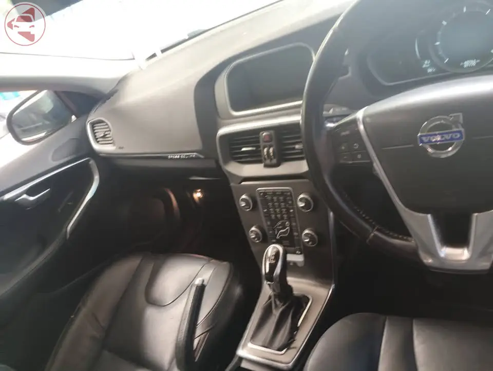 2014 Volvo V40 Automatic Diesel for Sale