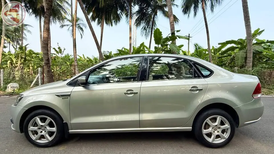 2014 Volkswagen Vento Highline | Top-End Variant | Second Owner | ₹3.95L | 150K KM